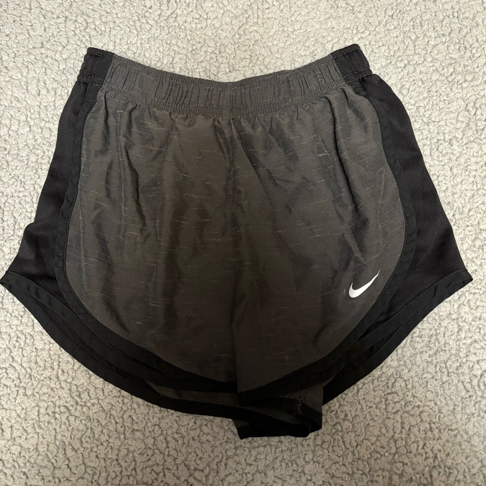 Women’s Nike Tempo Running Shorts